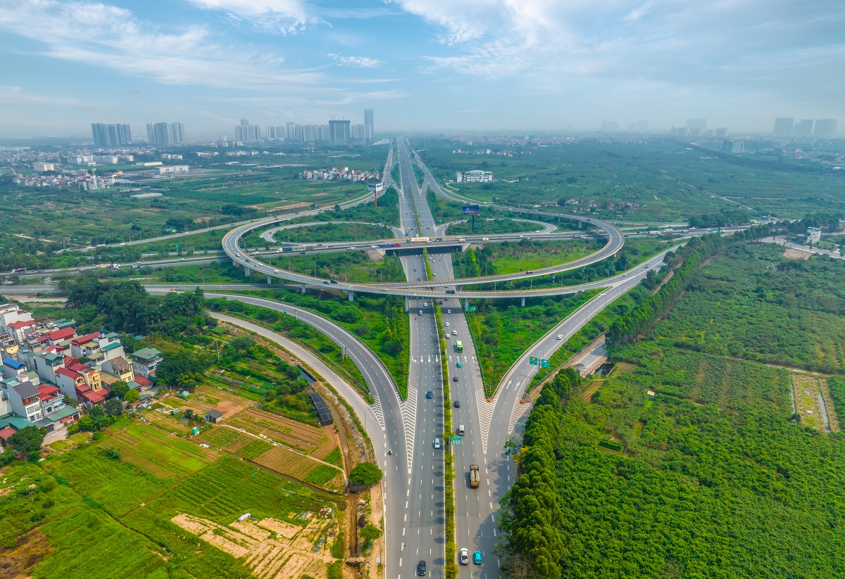 Hạ tầng giao thông phát triển vượt bậc giúp khu vực phía Đông trở thành tâm điểm mới của thị trường