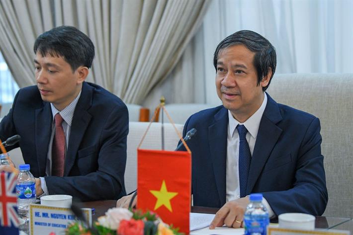 Bộ trưởng Nguyễn Kim Sơn tại buổi tiếp