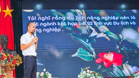 Ông Phạm Thanh Tùng - Phó Viện trưởng Viện kinh tế Du lịch nông nghiệp chia sẻ 