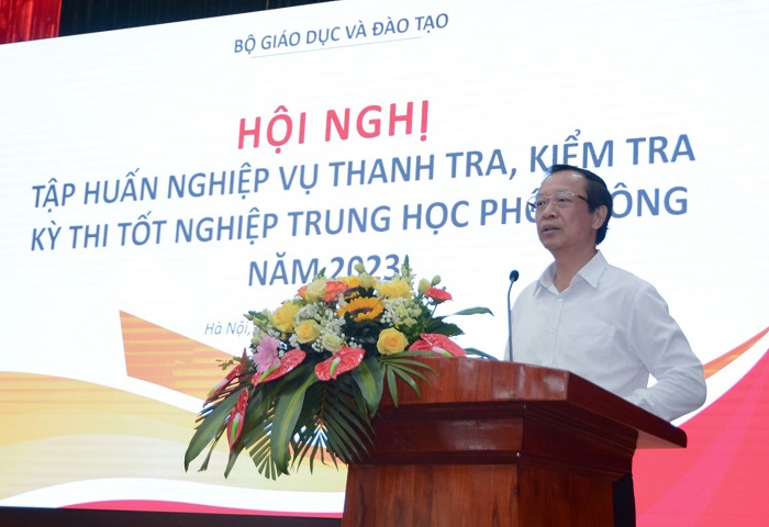 Thứ trưởng Phạm Ngọc Thưởng phát biểu tại hội nghị