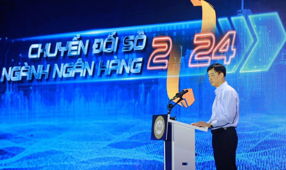 Thứ trưởng Nguyễn Duy Ngọc phát biểu tại Sự kiện “Ngày chuyển đổi số ngành Ngân hàng năm 2024”. Ảnh: Thời báo Ngân hàng