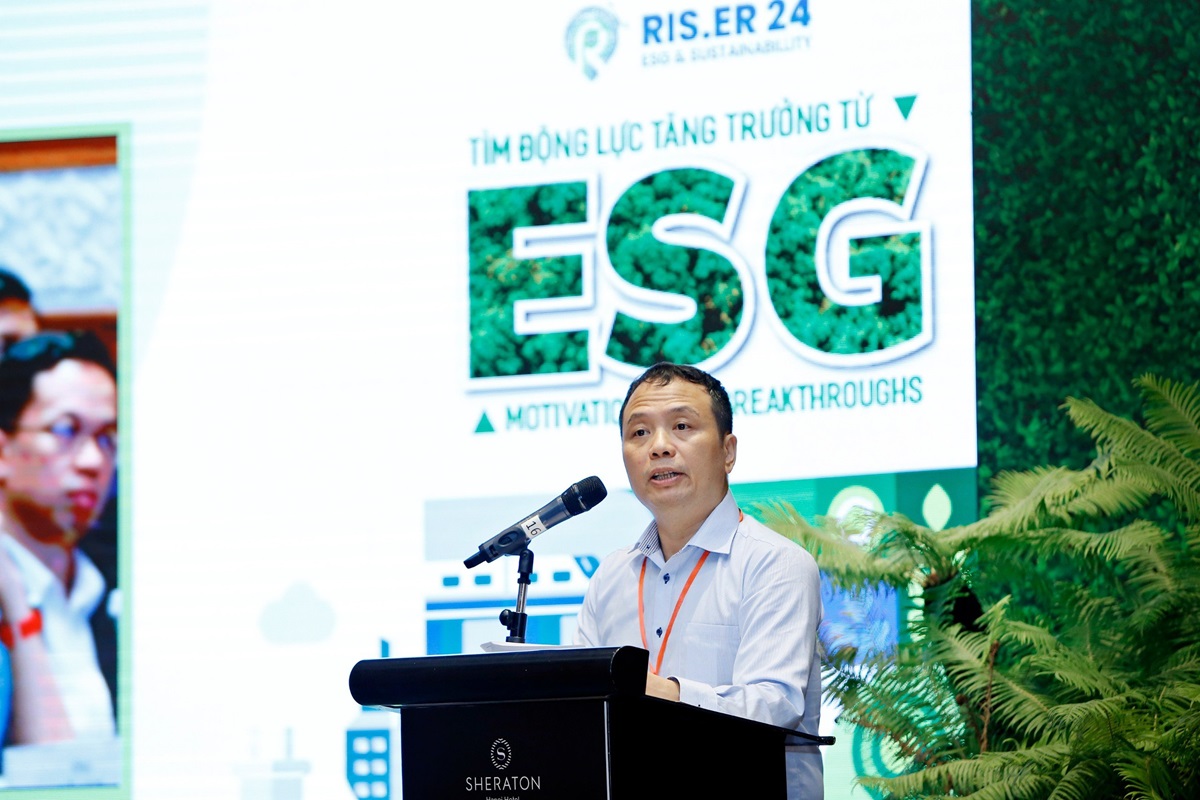 TS Nguyễn Tú Anh, Giám đốc Trung tâm thông tin, Phân tích và Dự báo kinh tế - Ban Kinh tế Trung ương 