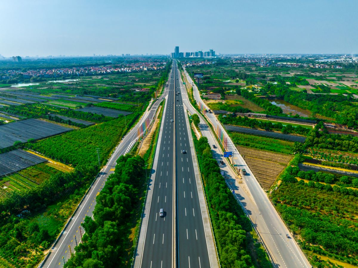 Cư dân, nhà đầu tư tại phân khu San Hô dễ dàng ra vào cao tốc Hà Nội - Hải Phòng để di các tỉnh phía Bắc