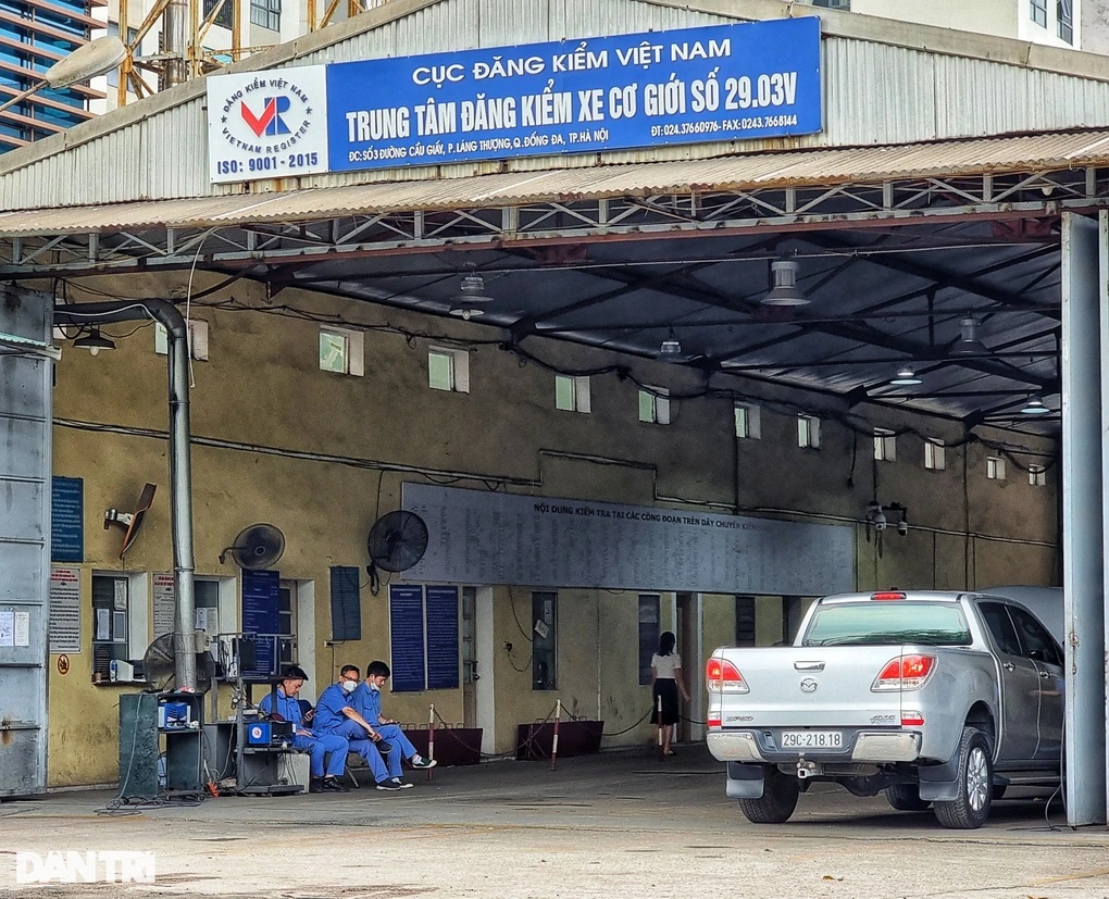 Một trung tâm đăng kiểm trực thuộc Cục Đăng kiểm tại Hà Nội (Ảnh: Ngọc Tân).