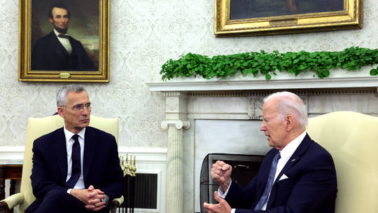 Tổng thống Mỹ và Tổng thư ký NATO