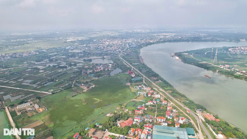 Đoạn vành đai 4 cắt qua sông Hồng tại vị trí cầu Mễ Sở, kết nối huyện Văn Giang (Hưng Yên) và huyện Thường Tín, Hà Nội (Ảnh: Ngọc Tân).