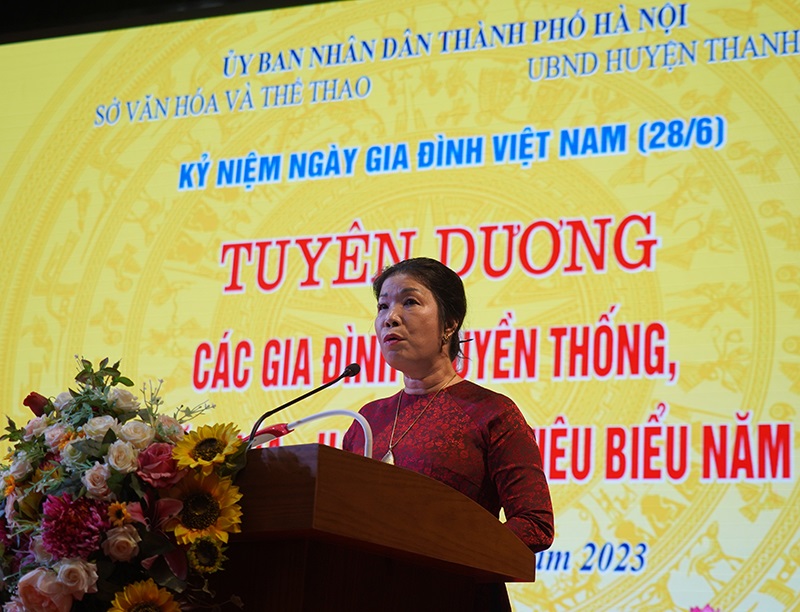 Phó Giám đốc Sở Văn hoá và Thể thao Hà Nội Trần Thị Vân Anh phát biểu tại Hội nghị