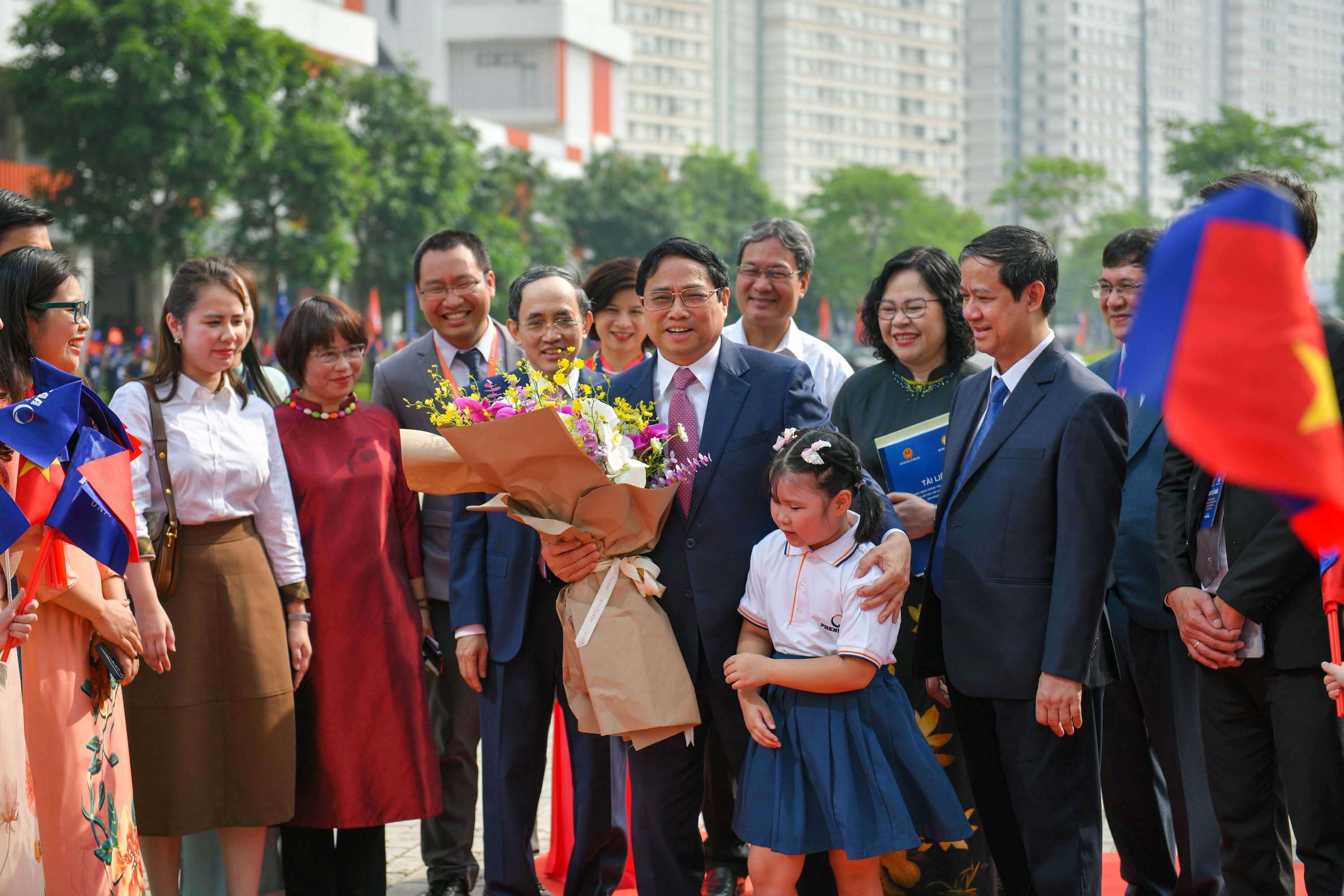 Thủ tướng Phạm Minh Chính dự Lễ phát động Phong trào “Cả nước thi đua xây dựng xã hội học tập, đẩy mạnh học tập suốt đời giai đoạn 2023-2030”