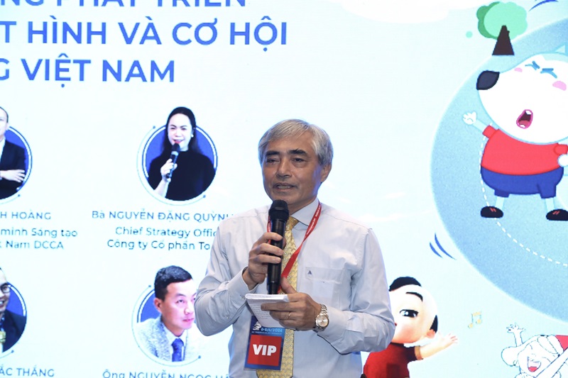 Tiến sĩ Nguyễn Minh Hồng - Chủ tịch Hội Truyền thông số Việt Nam phát biểu khai mạc Diễn đàn