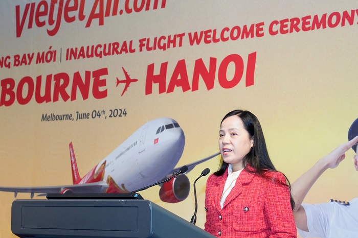 Phó Tổng giám đốc Vietjet - Bà Nguyễn Thị Thuý Bình công bố khai trương đường bay thứ 6 kết nối Australia - Việt Nam của Vietjet. Ảnh: Tài Nguyễn