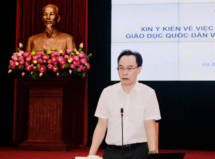 Thứ trưởng Bộ GDĐT Hoàng Minh Sơn phát biểu khai mạc Tọa đàm