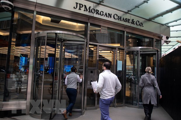 Trụ sở Ngân hàng JPMorgan Chase tại New York, Mỹ ngày 1/5/2023. (Ảnh: THX/TTXVN)