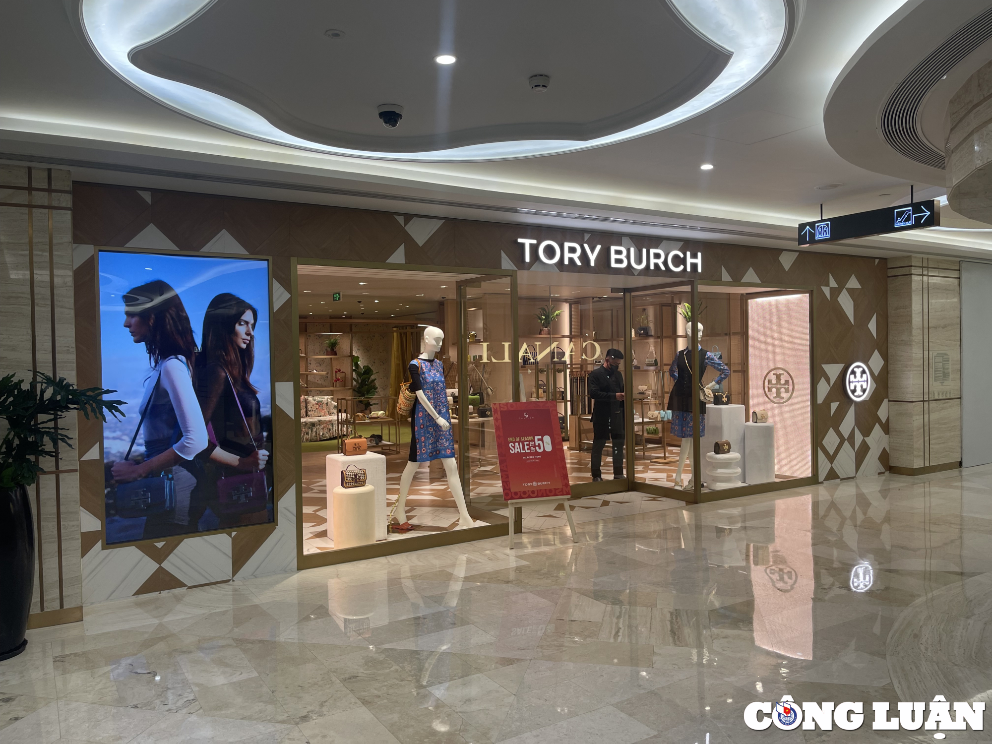 Cửa hàng Tory Burch - một thương hiệu do Tam Sơn phân phối.