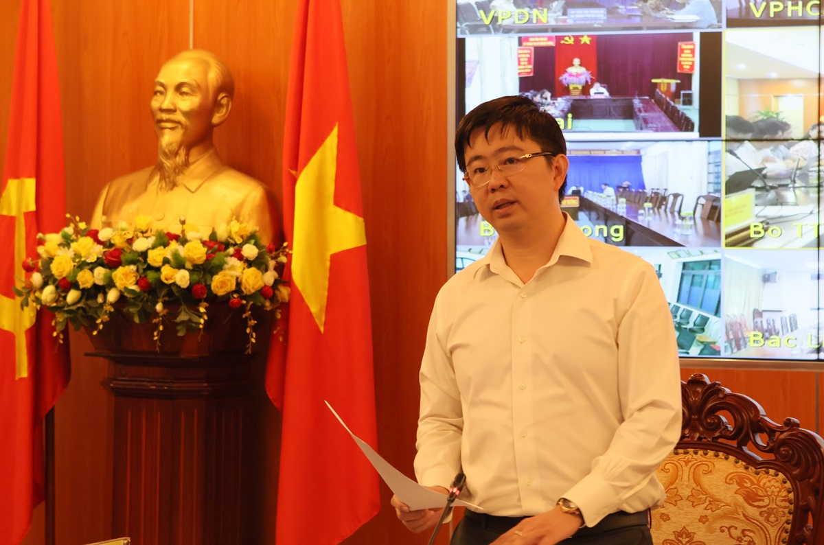 Thứ trưởng Bùi Hoàng Phương phát biểu khai mạc buổi tập huấn
