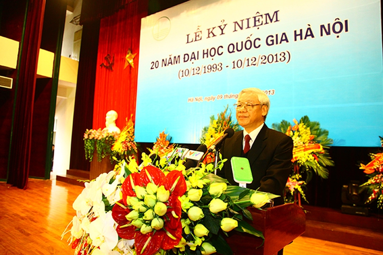 Tổng Bí thư Nguyễn Phú Trọng phát biểu tạo buổi lễ kỷ niệm 20 năm thành lập ĐHQGHN (1993-2013), ngày 9/12/2013