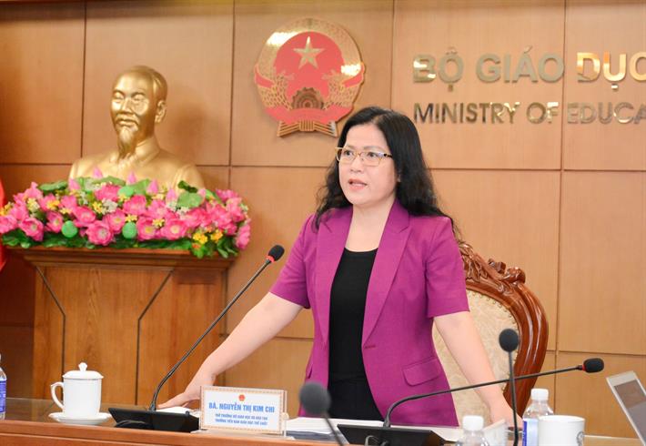 Thứ trưởng Nguyễn Thị Kim Chi phát biểu tại phiên họp