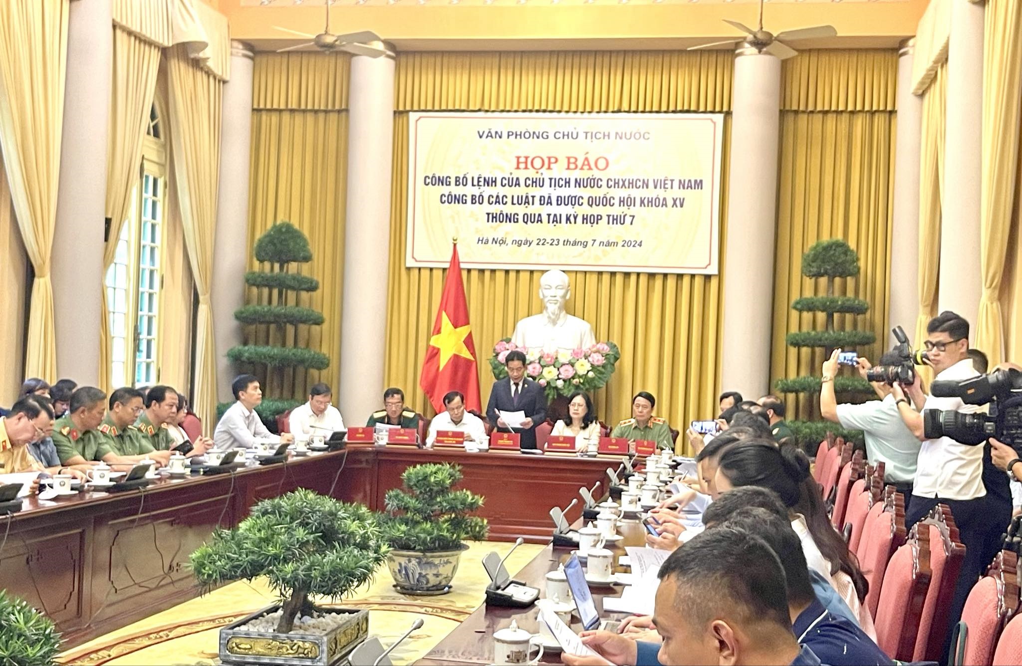 Phó Chủ nhiệm Văn phòng Chủ tịch nước Phạm Thanh Hà chủ trì họp báo