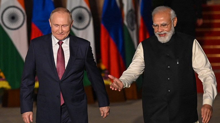 Hai nhà lãnh đạo Nga và Ấn Độ