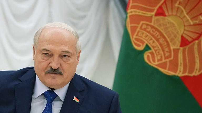 Tổng thống Belarus Alexander Lukashenko