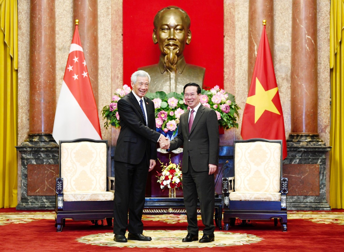 Chủ tịch nước Võ Văn Thưởng tiếp Thủ tướng Singapore Lý Hiển Long. (Ảnh: TP)