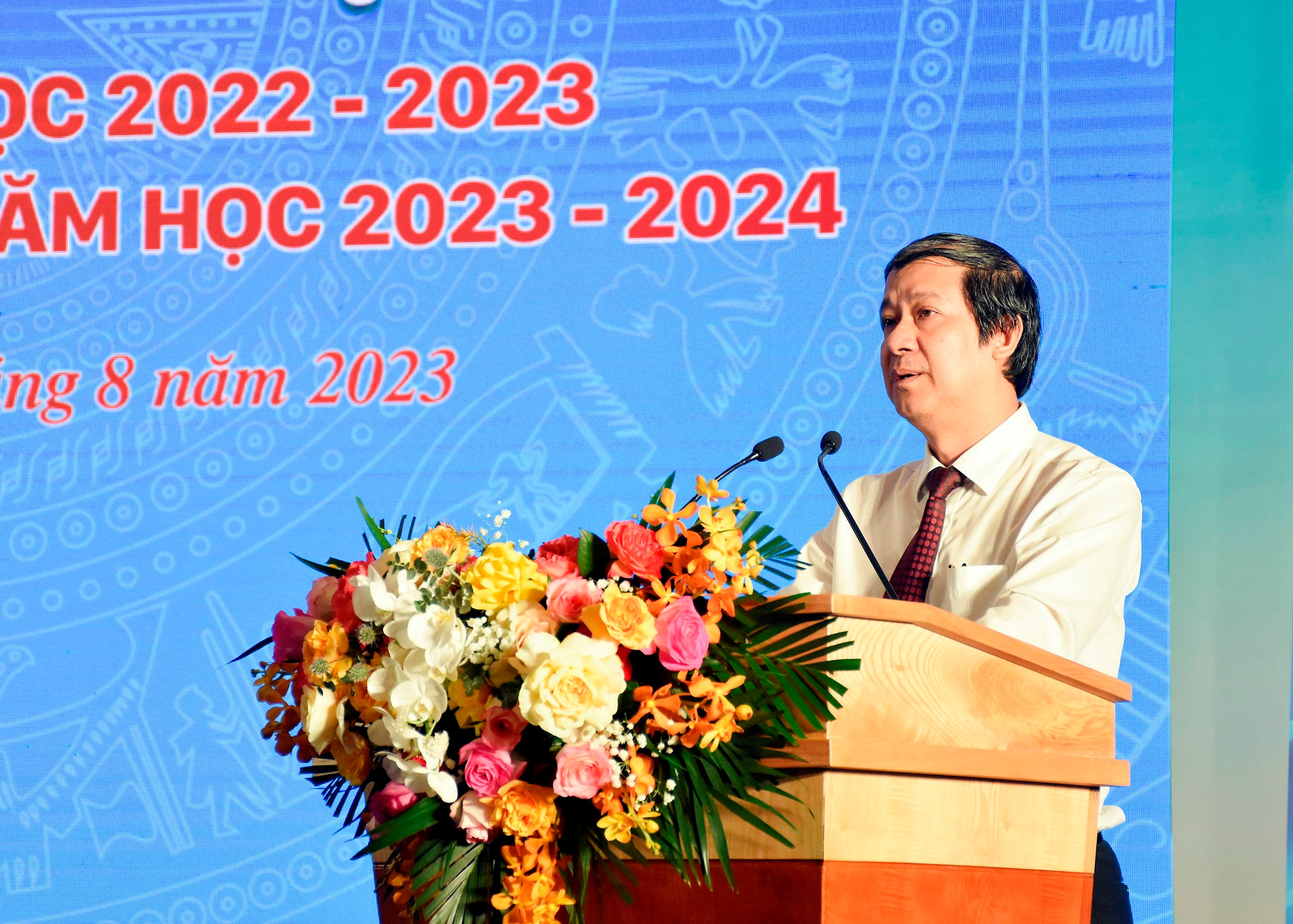 Bộ trưởng Bộ Giáo dục và Đào tạo Nguyễn Kim Sơn phát biểu tại Hội nghị (Ảnh: SGD HN)