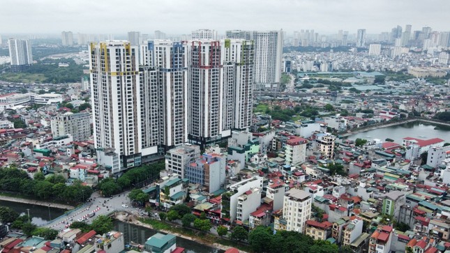 Theo Savills Việt Nam, giá bán căn hộ sơ cấp tại TP.HCM cao gấp hơn 3 lần so với Hà Nội.

