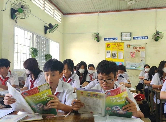 Năm nay là năm tiếp tục thực hiện chương trình giáo dục phổ thông mới với nhiều thách thức. (Ảnh minh họa - Ảnh: PLO)