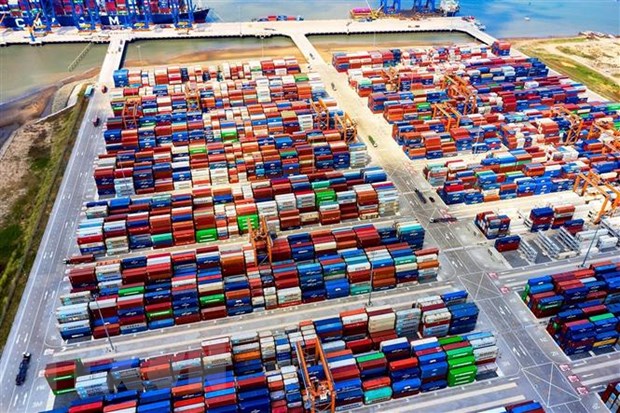Hàng hóa xuất nhập khẩu tập kết tại cảng quốc tế Gemalink, thị xã Phú Mỹ, tỉnh Bà Rịa-Vũng Tàu. (Ảnh: Hồng Đạt/TTXVN)