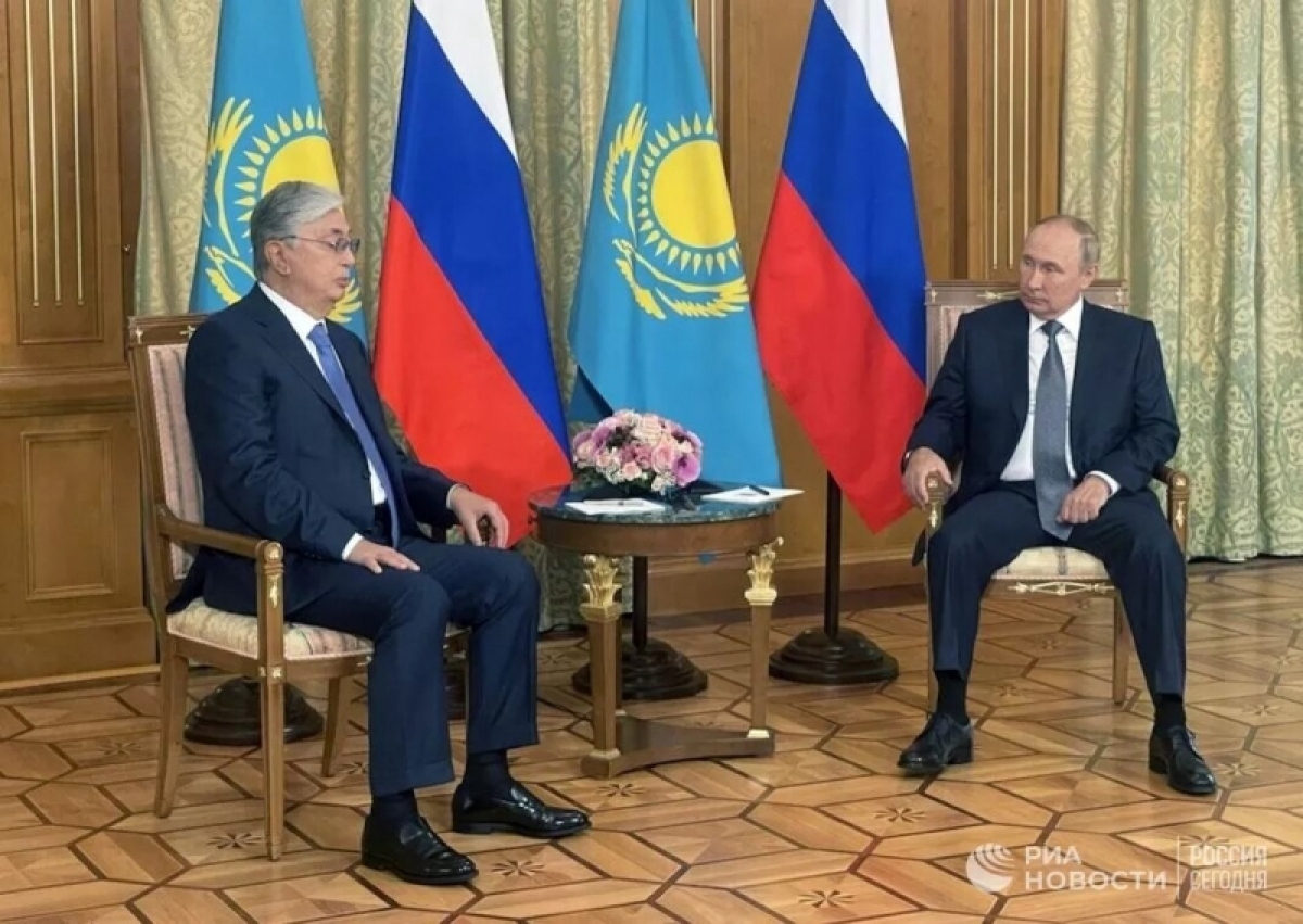 Tổng thống Kazakhstan Tokayev và Tổng thống Nga Putin. Ảnh: Rianovosti