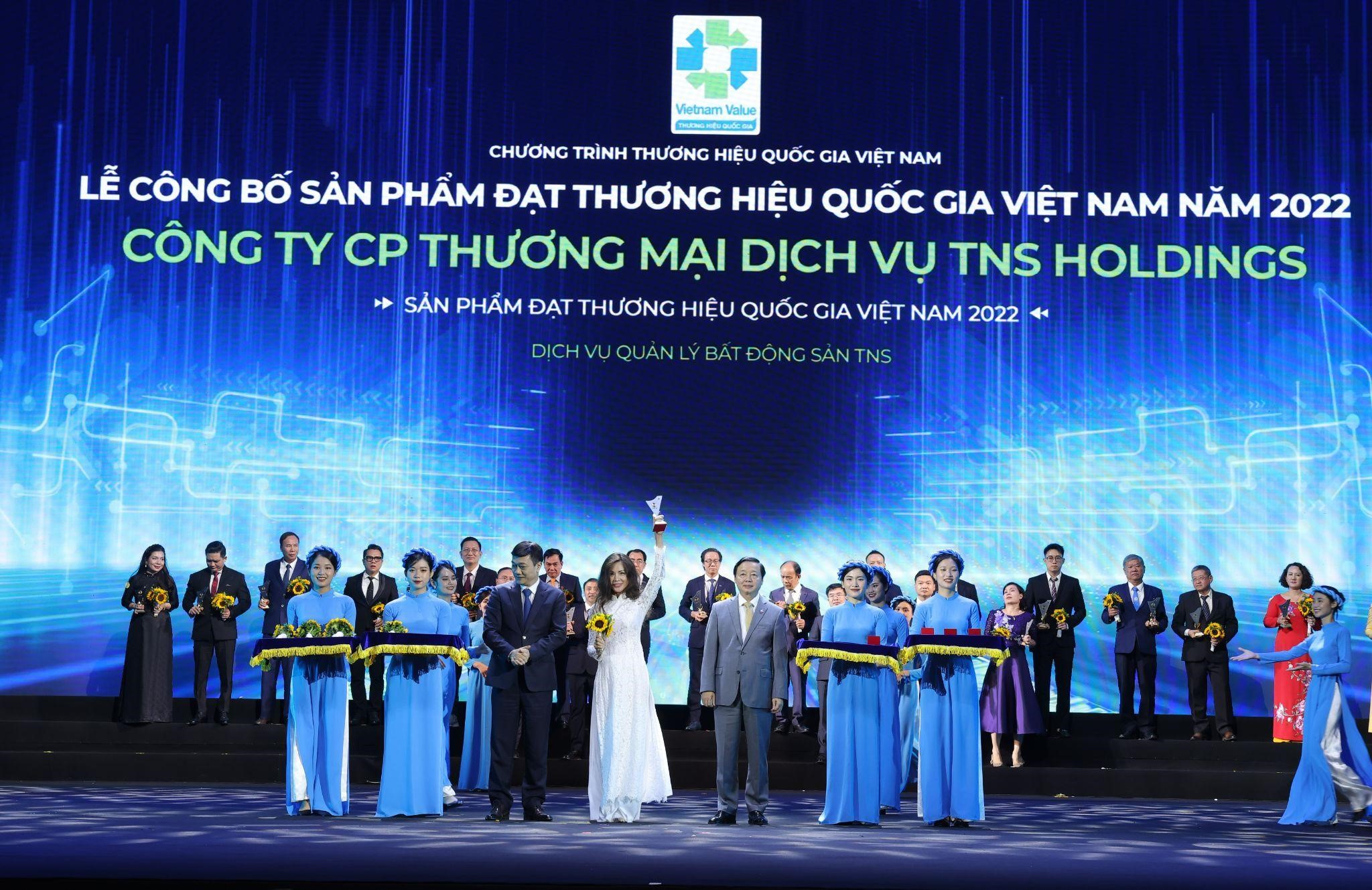 TNS Holdings được vinh danh Thương hiệu quốc gia 2022 với sản phẩm “Dịch vụ Quản lý Bất động sản TNS”.