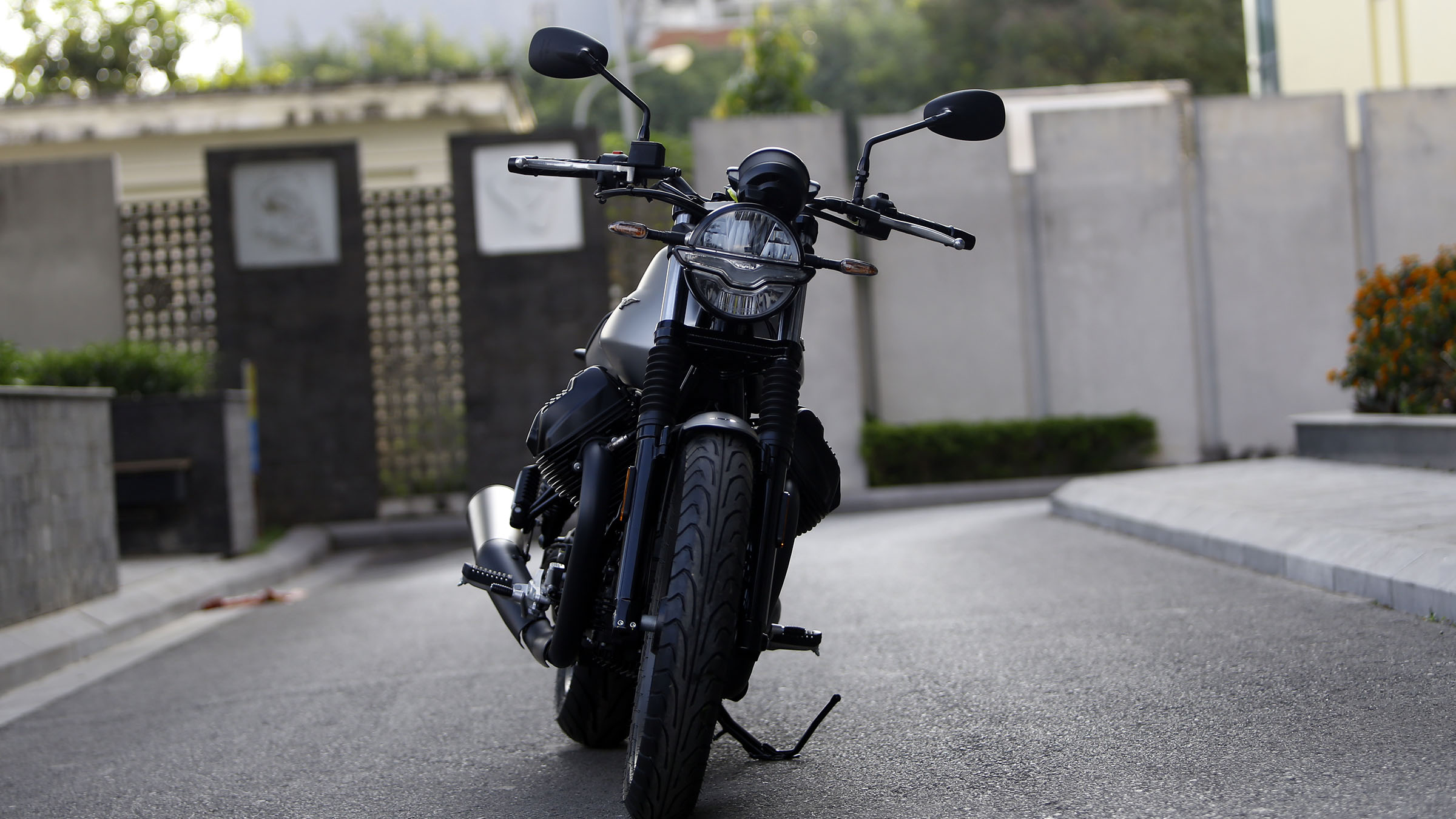 Thế giới 2 bánh: Moto Guzzi V7 khởi điểm từ 385 triệu đồng - Ảnh 24.