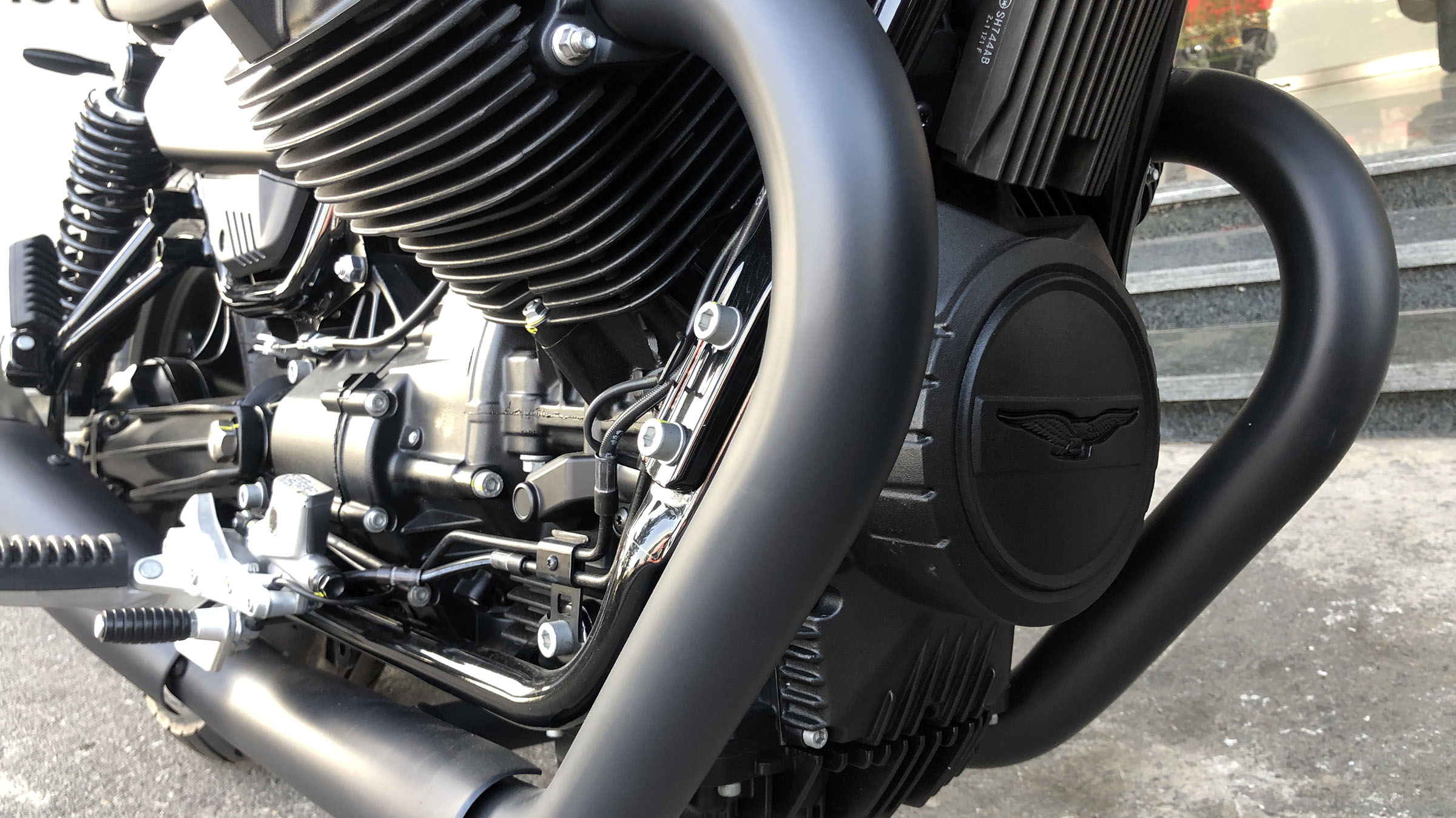 Thế giới 2 bánh: Moto Guzzi V7 khởi điểm từ 385 triệu đồng - Ảnh 19.