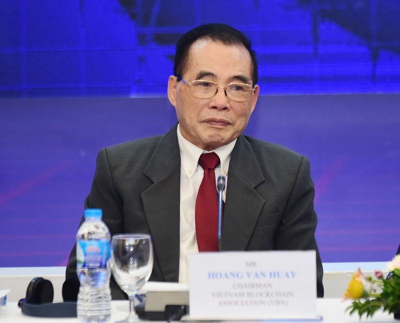 Ông Hoàng Văn Huây, Chủ tịch Hiệp hội Blockchain Việt Nam
