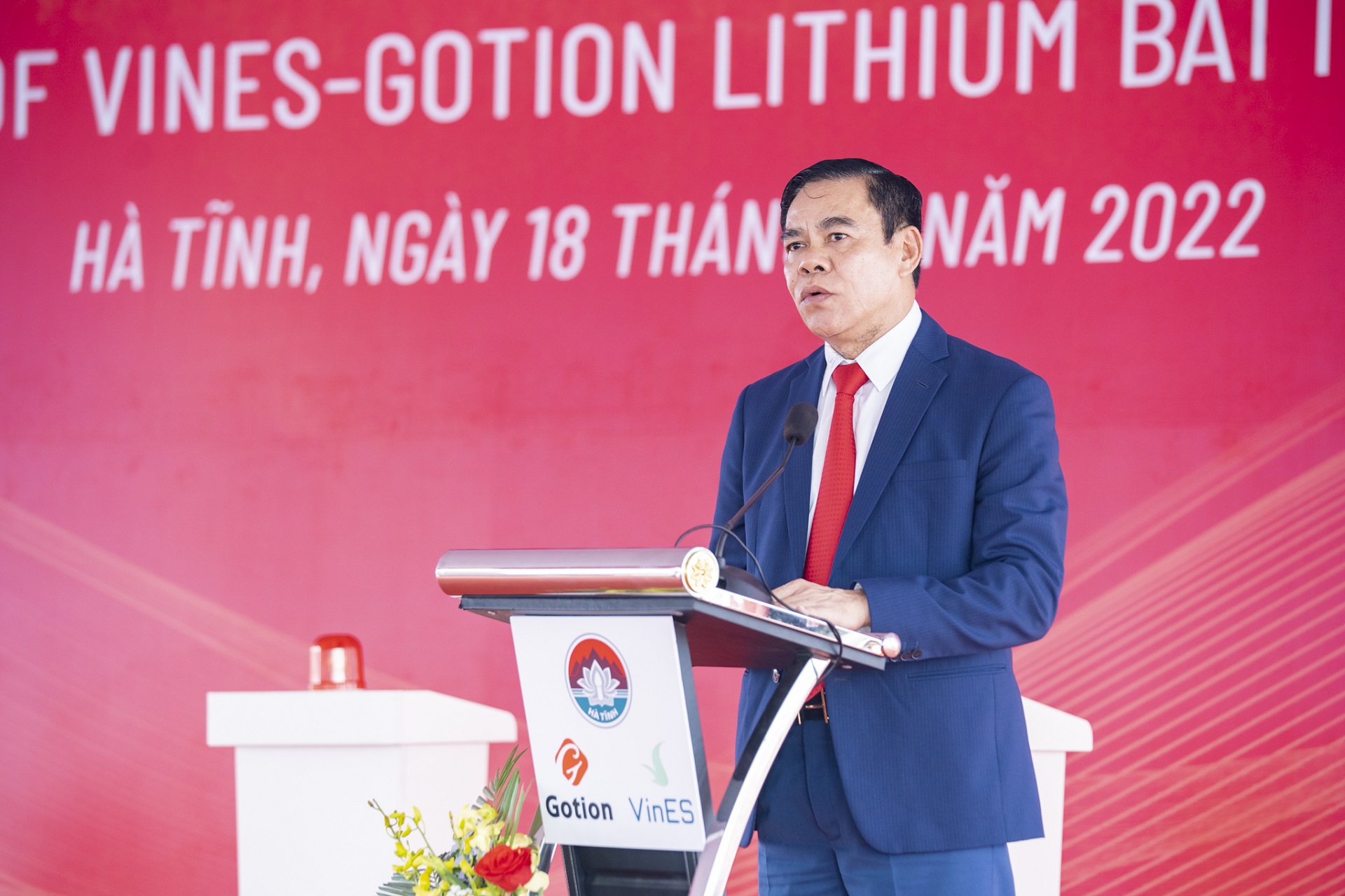 Ông Võ Trọng Hải - Chủ tịch UBND tỉnh Hà Tĩnh ghi nhận đóng góp lớn của Tập đoàn Vingroup và các đối tác với sự phát triển kinh tế của địa phương.