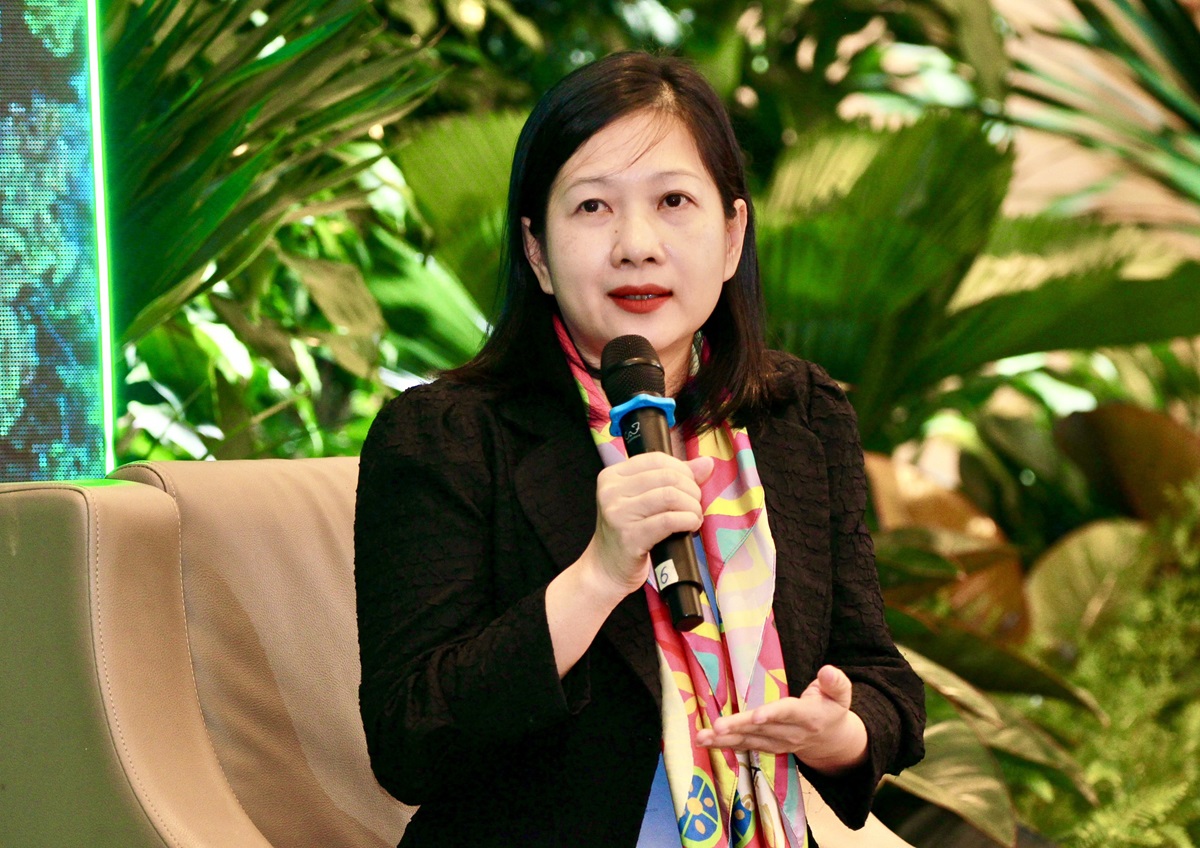 Bà Lâm Thúy Nga - Giám đốc toàn quốc Khối khách hàng Doanh nghiệp lớn, Ngân hàng TNHH MTV HSBC Việt Nam