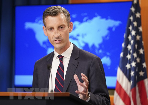 Người phát ngôn Bộ Ngoại giao Mỹ Ned Price phát biểu tại một cuộc họp báo ở Washington, DC. (Ảnh: AFP/TTXVN)