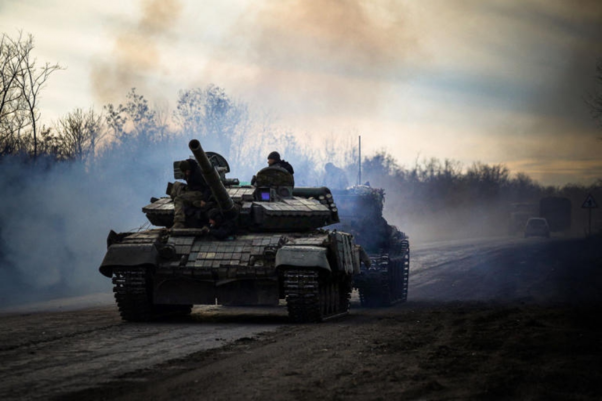 Xe tăng của quân đội Ujkraine tại Bakhmut, khu vực Donetsk ngày 30/11. Ảnh: Getty