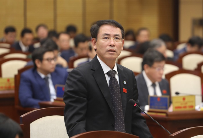 Phó Chủ tịch UBND Thành phố Nguyễn Trọng Đông trả lời làm rõ thêm ý kiến của đại biểu