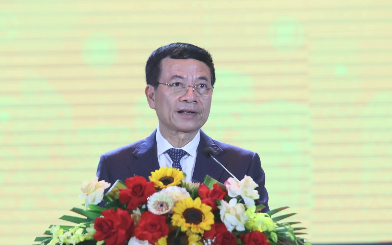 Bộ trưởng Bộ Thông tin và Truyền thông Nguyễn Mạnh Hùng phát biểu khai mạc Diễn đàn