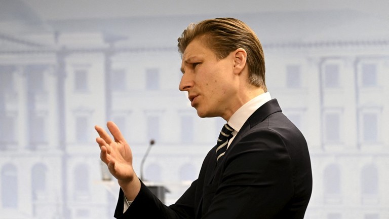 Bộ trưởng Quốc phòng Phần Lan Antti Hakkanenn