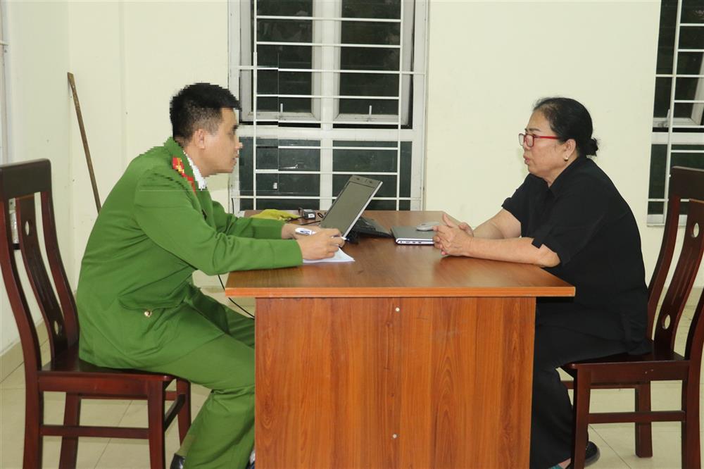 Cơ quan Công an làm việc với Nguyễn Thị Thu.