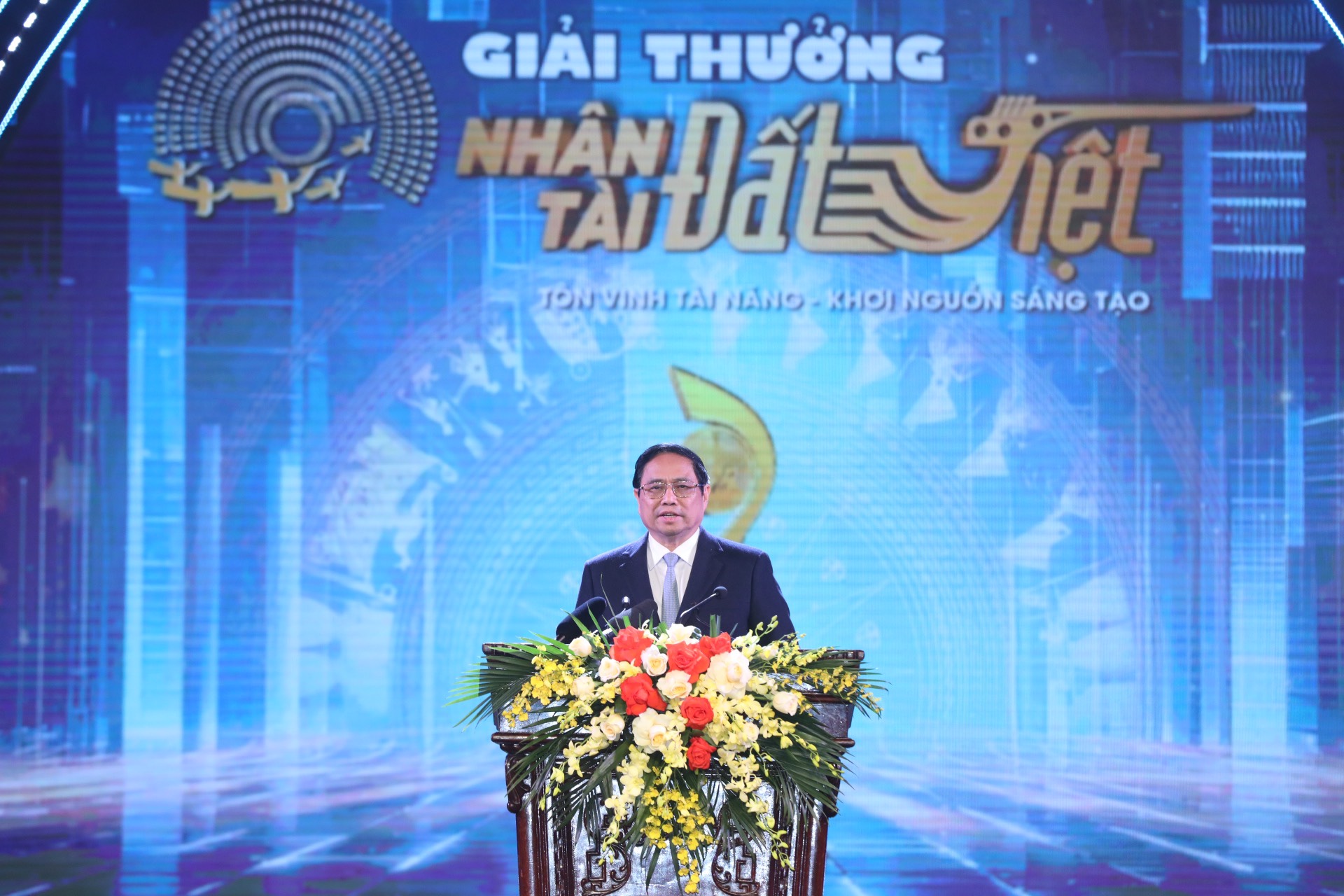 Thủ tướng Phạm Minh Chính phát biểu chỉ đạo tại Lễ trao giải thưởng Nhân tài Đất Việt 2023