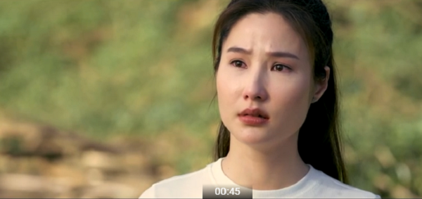 Linh đau khổ khi biết sự thật vì Minh cứu mình mà để người yêu bị bắt cóc