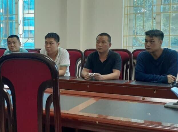 Các đối tượng tại cơ quan công an