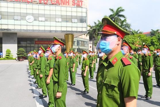 Các học viên Học viện Cảnh sát nhân dân tình nguyện tăng cường, chi viện cho Công an tỉnh Bắc Ninh trong công tác phòng, chống dịch bệnh Covid-19.