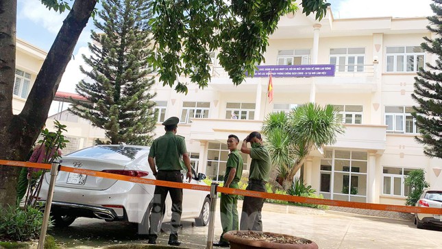Công an có mặt tại trụ sở CDC Đắk Lắk sáng 27/5