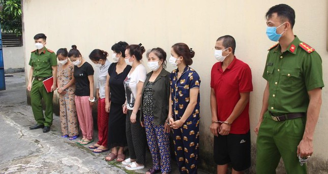 Nhóm đối tượng trong đường dây đánh bạc