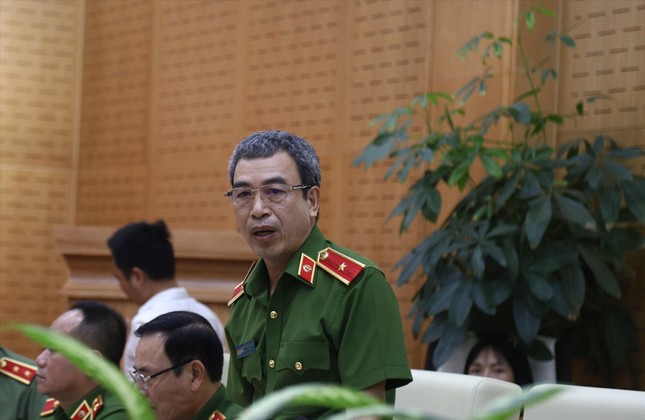 Thiếu tướng Nguyễn Văn Thành tại cuộc họp báo