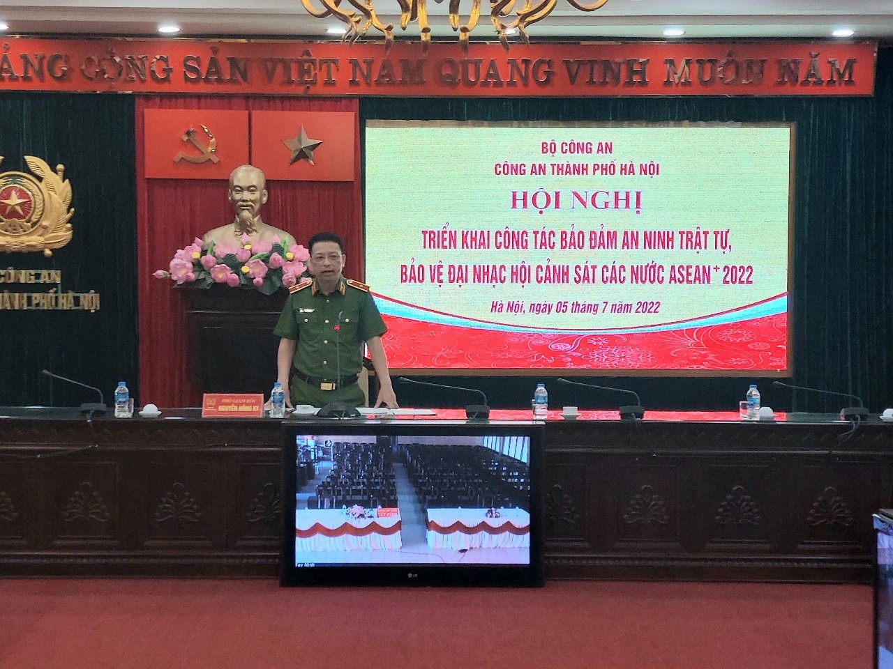 Thiếu tướng Nguyễn Hồng Ky, Phó Giám đốc Công an TP phát biểu chỉ đạo tại Hội nghị
