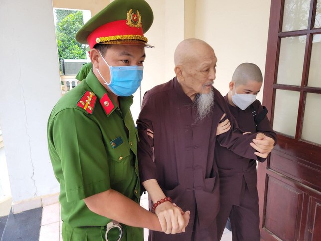 Bị cáo Lê Tùng Vân bị tuyên phạt 5 năm tù.